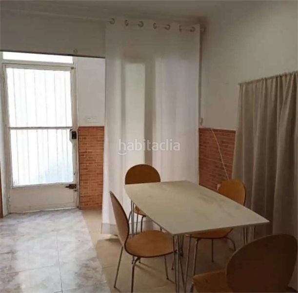 Foto 6c728c95-1c2e-4f6a-8a44-21b93a8f93f3. Xalet a Centre Alzira