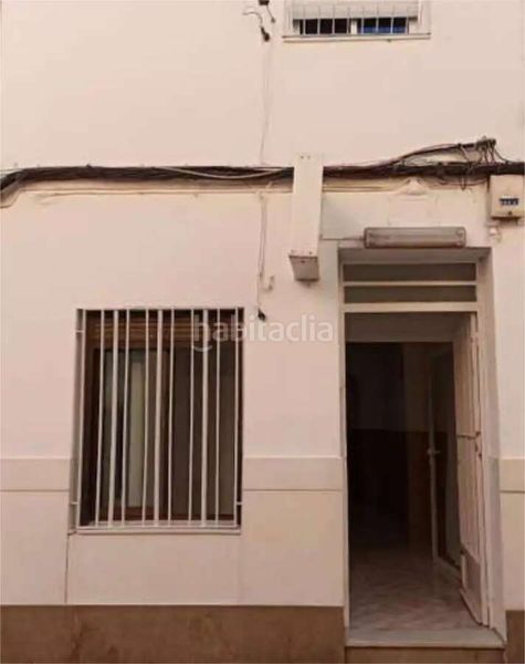 Foto 82c0b00c-cd38-4510-89b7-3ff102c644b6. Xalet a Centre Alzira