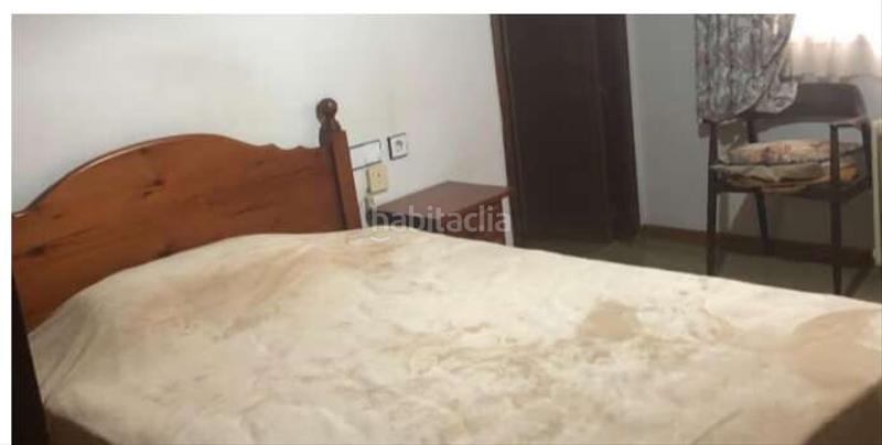 Foto a3d86782-c2c8-4898-8861-425d13a217aa. Pis amb calefacció aparcament a Los Remedios Sevilla