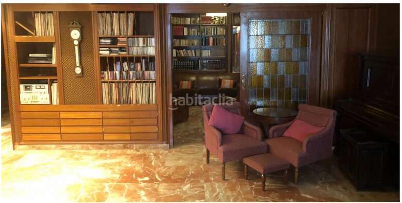 Foto d5d81114-5f07-4da6-9d0a-f40d680d29a6. Pis amb calefacció aparcament a Los Remedios Sevilla