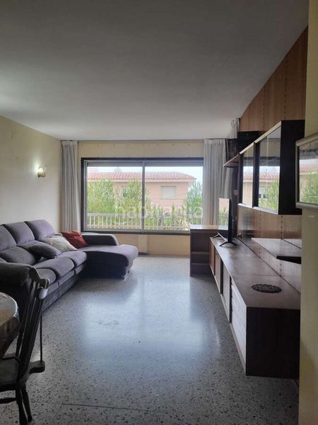 Foto 0e5e6536-955f-49c5-92b0-982d006d9cd4. Apartament amb aparcament a Sant Salvador Coma-ruga