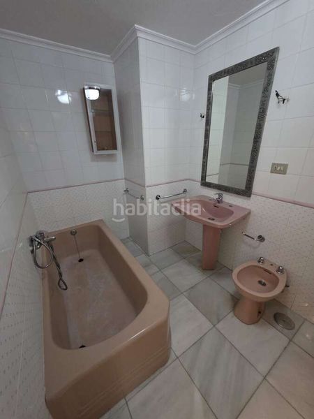 Foto b8fe368c-ab93-40e0-ab3a-b9ed12c679d5. Appartamento con riscaldamento parcheggio in Centro Avilés