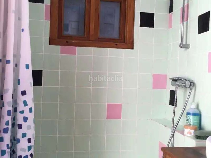 Foto c7af50d2-337d-4f87-b1c9-3aa2678d1591. Casa adossada a Vallirana