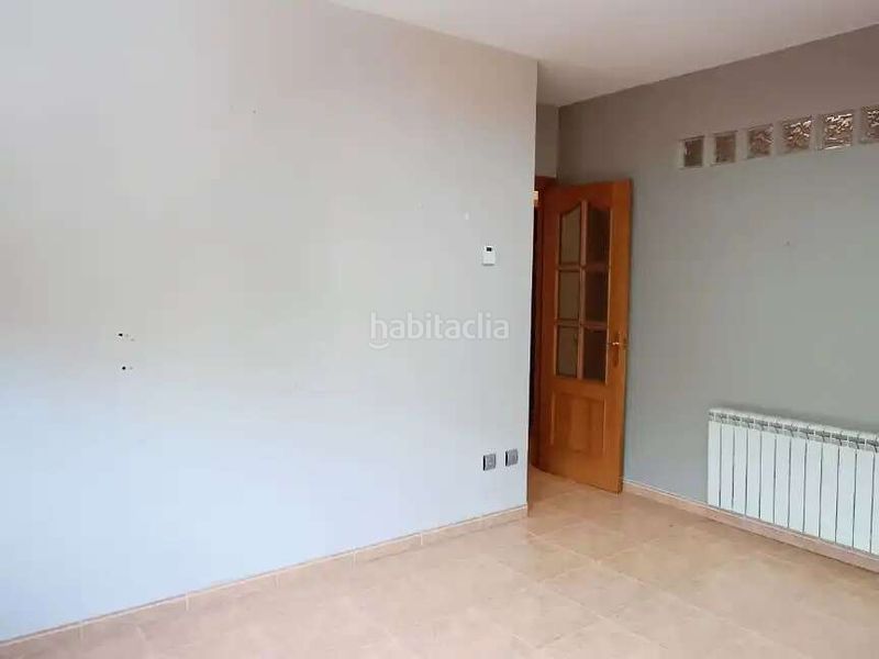 Foto e0a41c08-4c56-4f64-beaa-37071cc61bdc. Pis a Navarcles