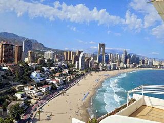 Pis a Playa Poniente
