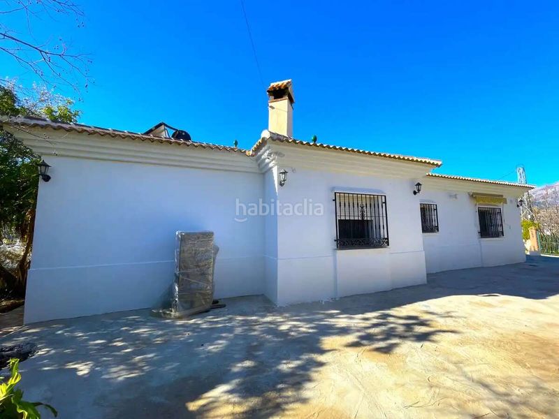 Foto 1ad4dbae-df75-40bb-9ab7-18e406c56941. Xalet a Cómpeta