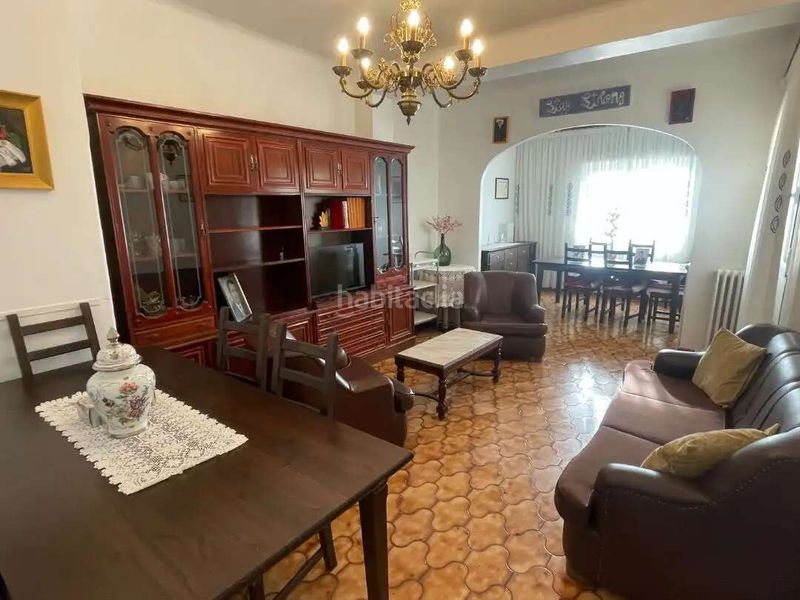 Foto 06d46469-c966-45d4-92c1-882113ddb2f3. Piso en Doctor Cerrada Zaragoza