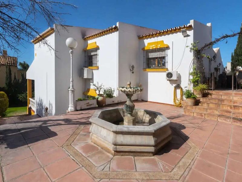 Foto 11f2e2b9-51d7-485a-b0ba-868e18dd152e. Xalet amb calefacció piscina a Pedregalejo - Morlaco Málaga