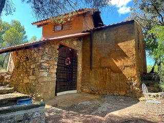 Etagenwohnung in Pobla de Cérvoles (La). Finca rústica con casa en excelente estado en la pobla de cérvol