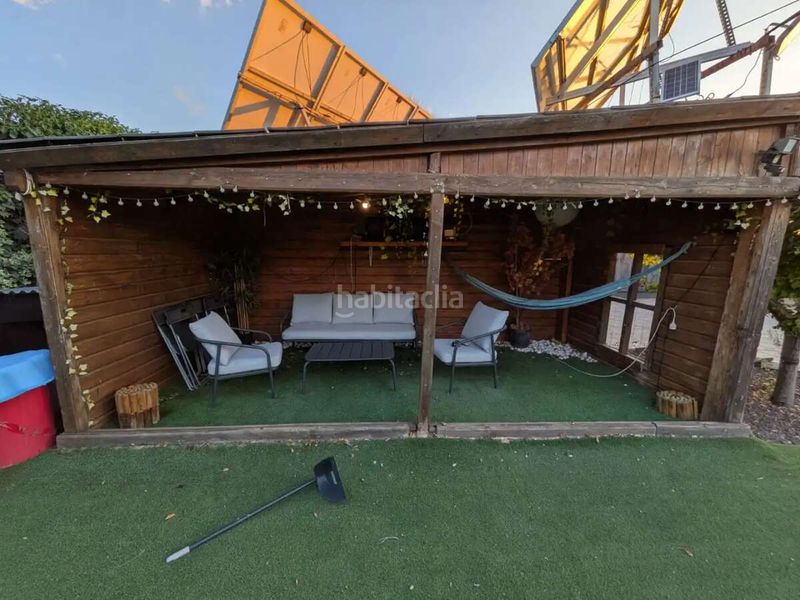 Foto 8361b395-d509-4375-a1c2-8d55fce19e42. Chalet mit pool in Mejorada del Campo