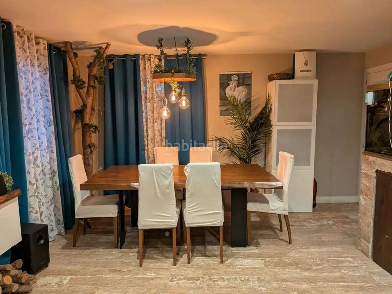 Foto ac4e1b29-2ced-4cc8-9f65-2856820a9b4c. Chalet mit pool in Mejorada del Campo