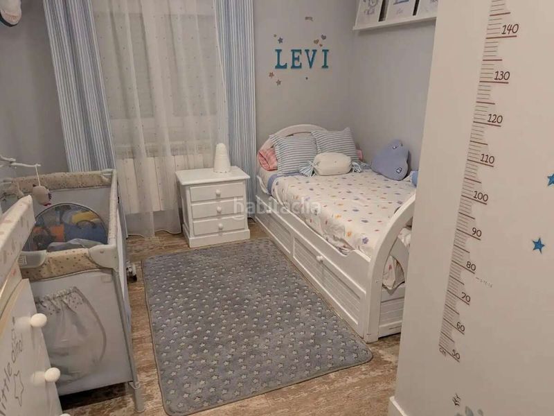 Foto b93d86ce-ade1-49c9-9393-49da7181f3d8. Chalet mit pool in Mejorada del Campo