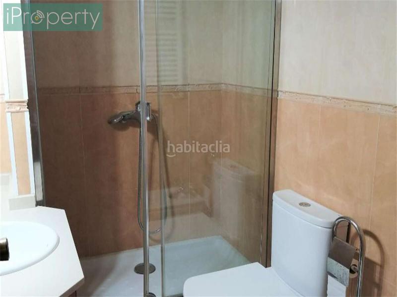 Foto ee019166-9906-44e3-87d9-322e9cc1e3cf. Pis amb calefacció aparcament a Calafell platja Calafell