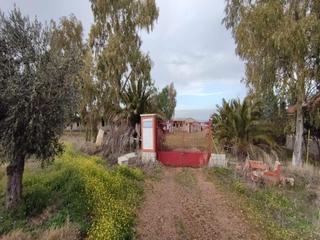 Finca rústica a Resino s/n. Terreno en venta