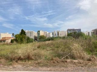 Wohngrundstück in Serratelles 75. Terreno en venta