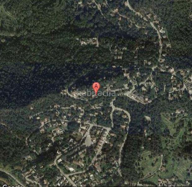 Foto 06f581e4-0a40-4d00-b515-e2db3c35f00d. Wohngrundstück in cardener 13a in Vallgorguina