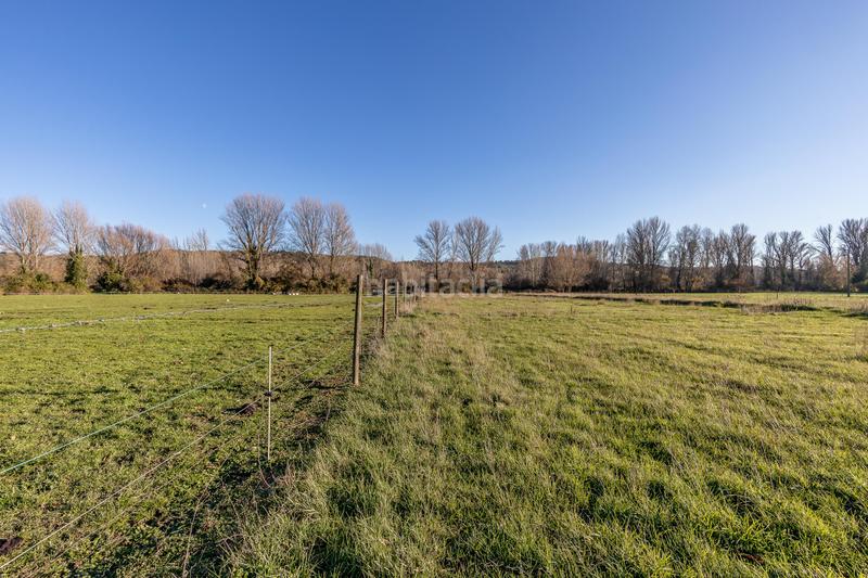 Foto bf79418a-f2e5-40c8-aac0-3e2694a04325. Wohngrundstück in vago 39 in Villaquilambre