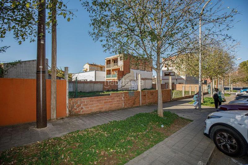 Foto e67ffb11-fc00-46dd-a70a-3366bf9ce10d. Terreno residencial en muga 1-3 terreno en venta en Figueres