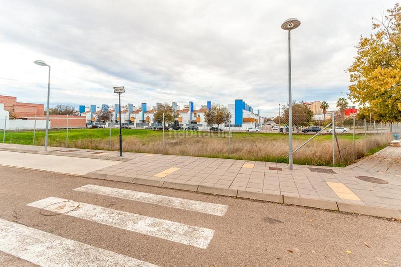 Foto b2bd5a45-eccb-4f81-b3d8-5249cbcc15cb. Terreno residenziale in Carpio (El)