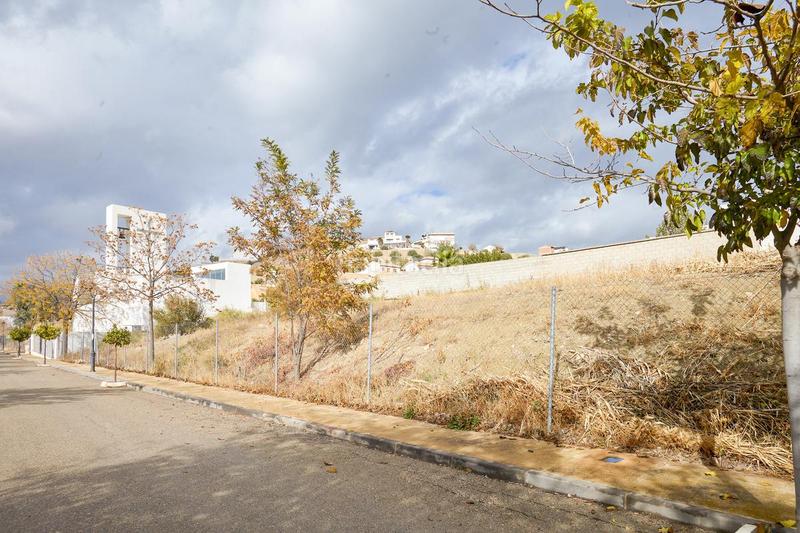 Foto 1383294b-667f-4beb-b1a6-c7119c7af1b3. Terrain résidentiel dans Guardia de Jaén (La)