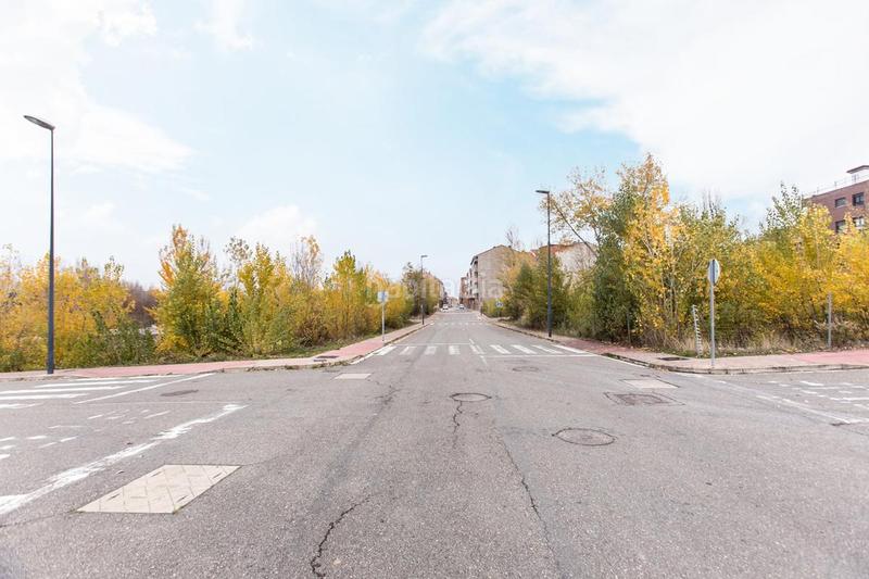 Foto 520c5871-226c-48d1-8e2f-7ffd6f00729a. Wohngrundstück in u.e. la cerrada 7 in Albelda de Iregua