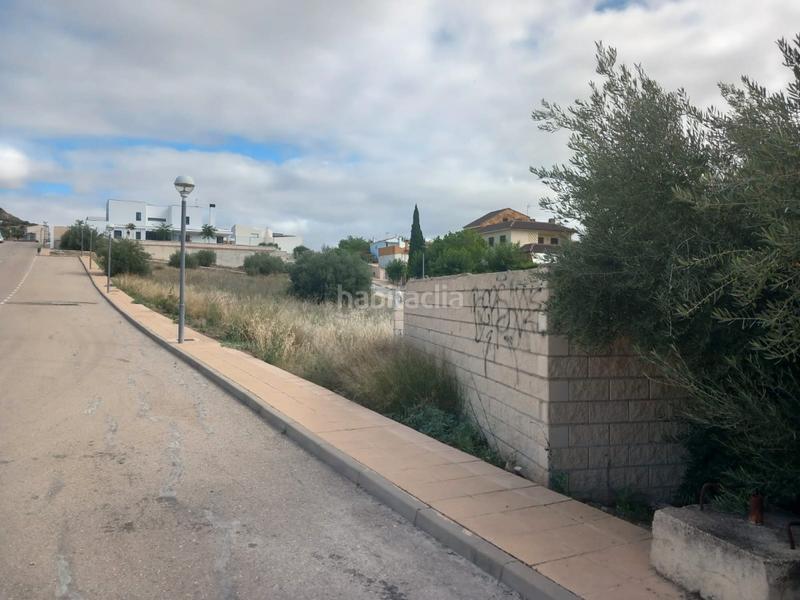 Foto c7487ce1-3578-468d-96a4-ba08287dd0ad. Terrain résidentiel dans jilgueros 9 dans Guardia de Jaén (La)