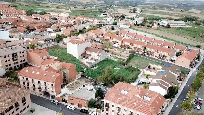 Foto f550edf9-c805-4aba-90a3-5fc562d57ab3. Terreny residencial a real 64 a Bargas