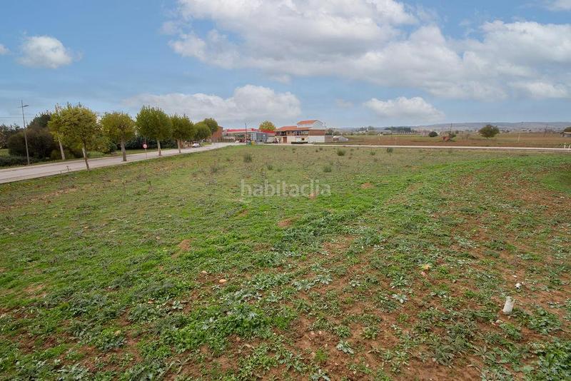 Foto 8a8abb70-a80c-4e8c-903c-2bf930b25b67. Wohngrundstück in estación 1 in Humanes