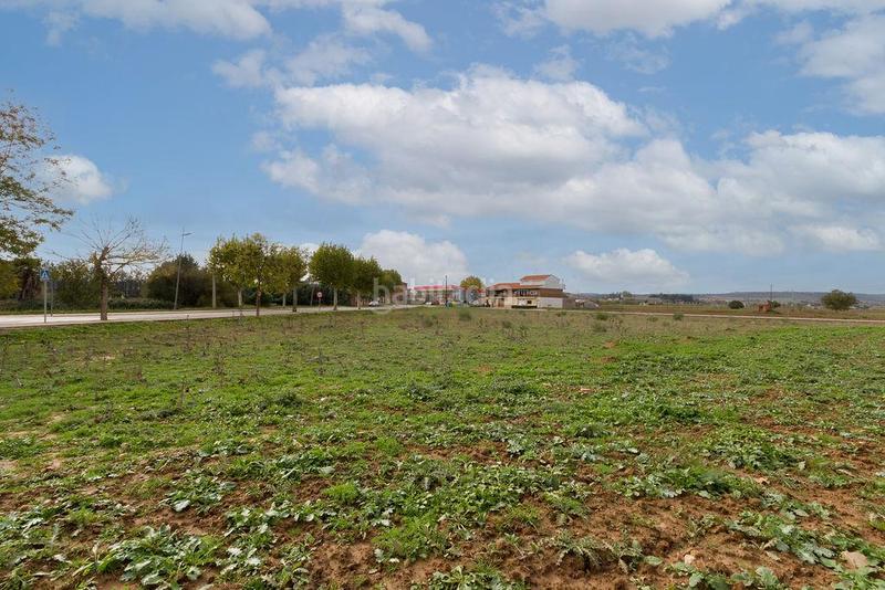 Foto c19f3aca-2344-4fc0-9b5c-5acf47750835. Wohngrundstück in estación 1 in Humanes