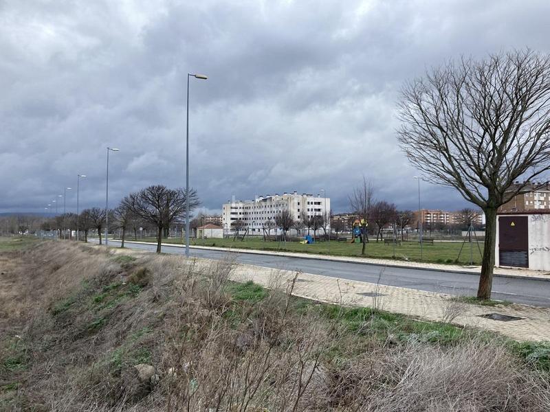 Foto c71d2b42-b0c3-4210-9ea5-46d88a490f23. Terreno residencial en viejo de tornadizos 3 terreno en venta en Ávila