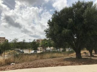 Terreny residencial a Francesc riera 6-12. Terreno en venta