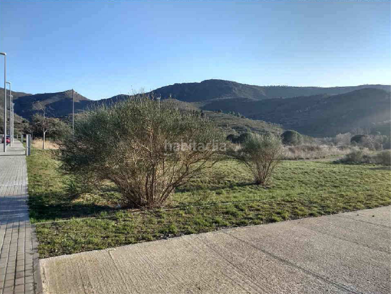 Foto 193c7abe-11ff-4921-9944-a31dc3239762. Terreny residencial a antoni margarits 12 a La Vila Llançà
