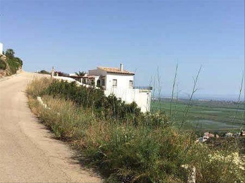 Foto b9a1f777-f8e2-42a9-a085-89020222189f. Terreny residencial a naranjos 27 a Pego