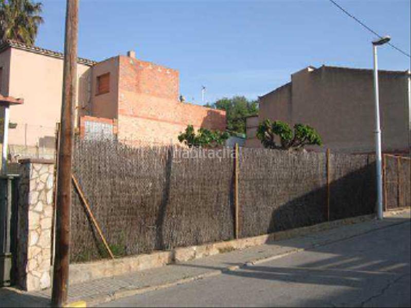 Foto 02a9ca44-2201-4854-b03f-90dd37e5356b. Terreny residencial a mariano calviño 31-33-35 a Tordera