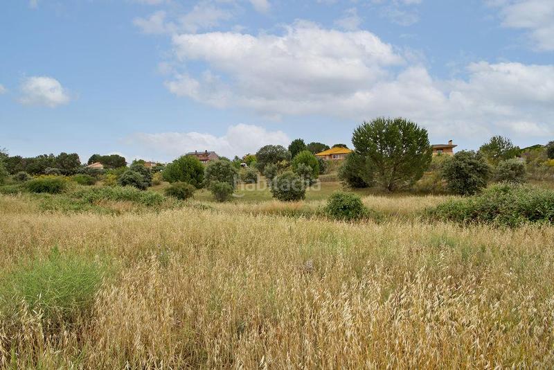 Foto 169e13ea-62f4-4ec1-9aef-f68c173caeda. Wohngrundstück in avenida de valdetorres s/n in Casar (El)