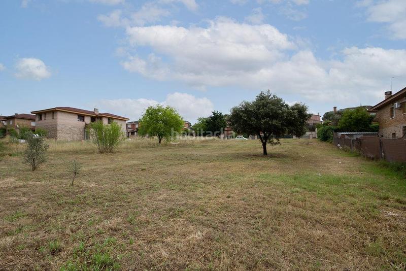 Foto 788043e4-7c94-4c27-b159-05787b9a9028. Wohngrundstück in avenida de valdetorres s/n in Casar (El)