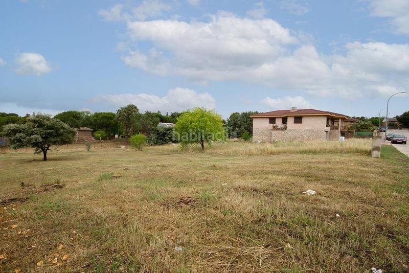 Foto d24d4fa5-bfb0-4017-b329-02870fd7524c. Wohngrundstück in avenida de valdetorres s/n in Casar (El)