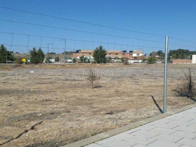 Foto 003ff069-d6a1-4666-8ea0-c025bc198156. Terreny residencial a 14 (poligono de Boecillo) 39 a Boecillo