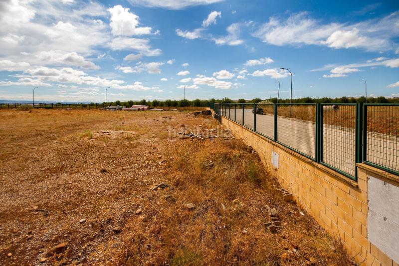 Foto b262b389-f2d3-46a2-b182-f1380eb2c053. Terrain résidentiel dans encofradores 3 dans Yunquera de Henares