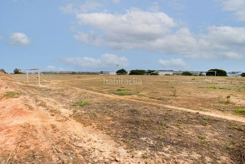 Foto 0283a674-cdd9-4cec-b4fa-b840dd047658. Terreny residencial a Centro - Doña Mercedes Dos Hermanas