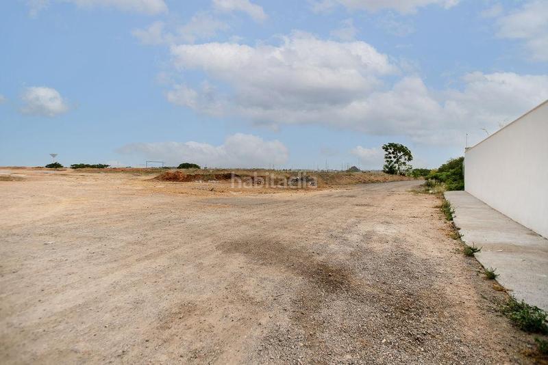 Foto 4ce3725e-0a05-43ee-ab48-478a099b8bf9. Terreny residencial a Centro - Doña Mercedes Dos Hermanas