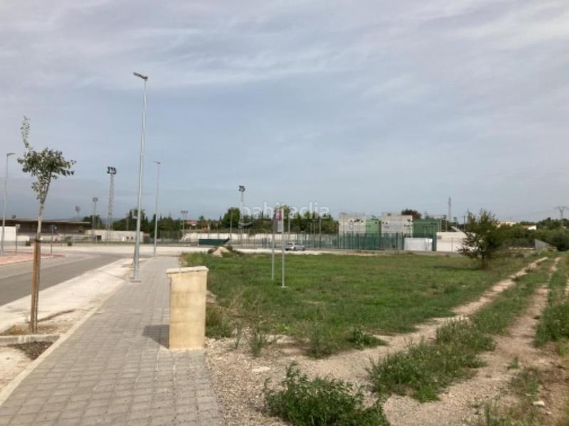 Foto b0686757-5235-447a-8314-1133d6f5f2e7. Terreno residenziale in Parque de la Bombilla Llíria