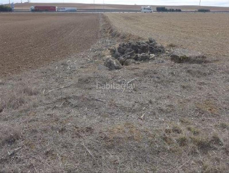 Foto 36f3f4a1-7b51-49aa-8027-019de833f366. Wohngrundstück in Simancas