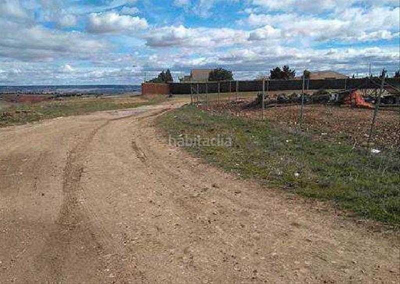 Foto dc40dfcc-b3e5-4a1e-94cc-5e7489146dda. Terreno residencial en circunvalacion sector sue81 35 terreno en venta en Guadalajara