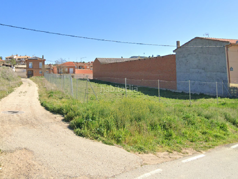 Foto 85163482-c2e3-466d-abac-6dac6b3efd8e. Terreno residenziale in fontanar 10 in Tórtola de Henares