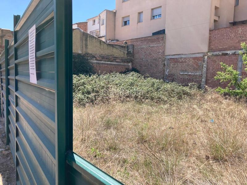 Foto de69c744-2ac6-490c-b2a3-ce33e83847e8. Residential plot in muralla de manresa 6-8 in Santpedor
