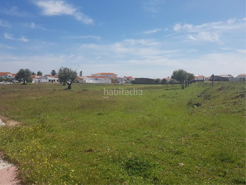 Foto ad9617c5-8a5c-4d32-b665-9d658e8e9e9d. Residential plot in san pedro 13 in Llerena