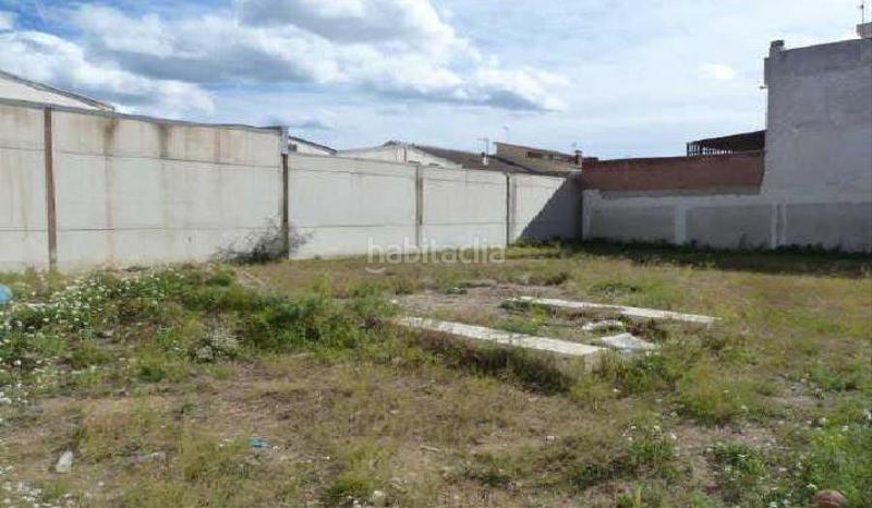 Foto 5d6d72cf-e276-4f24-9235-56fbef0ce2a4. Terrain résidentiel dans mossen ramon muntanyola 5-7 dans Reus