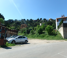 Wohngrundstück in Semafor 23-31. Terreno en venta