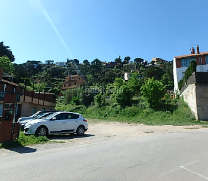 Foto 999ab62e-1de9-40d5-9749-0e7baefe882c. Wohngrundstück in semafor 23-31 in Begur Begur